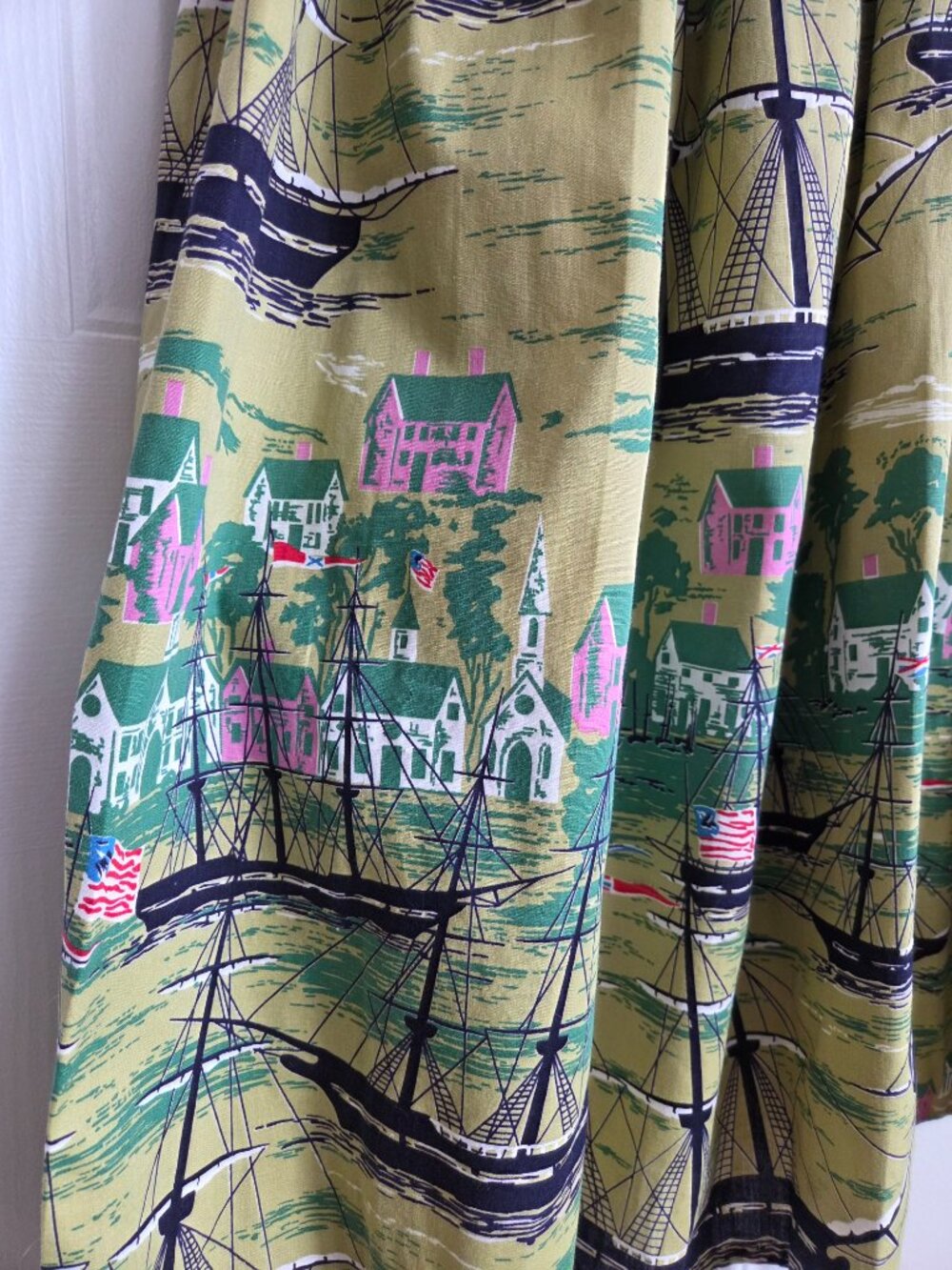 RARE 50s Sailboat Novelty Print Dress | Full Skirt Cotton Medium - Picture 4 of 5